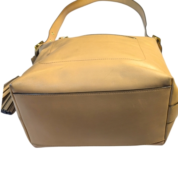 COACH BUCKET Large Legacy Light Tan LEATHER DUFFLE SHOULDER BAG - Picture 9 of 16